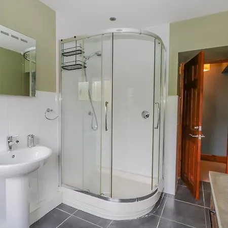 Braeside بيت للعطل كونيستون